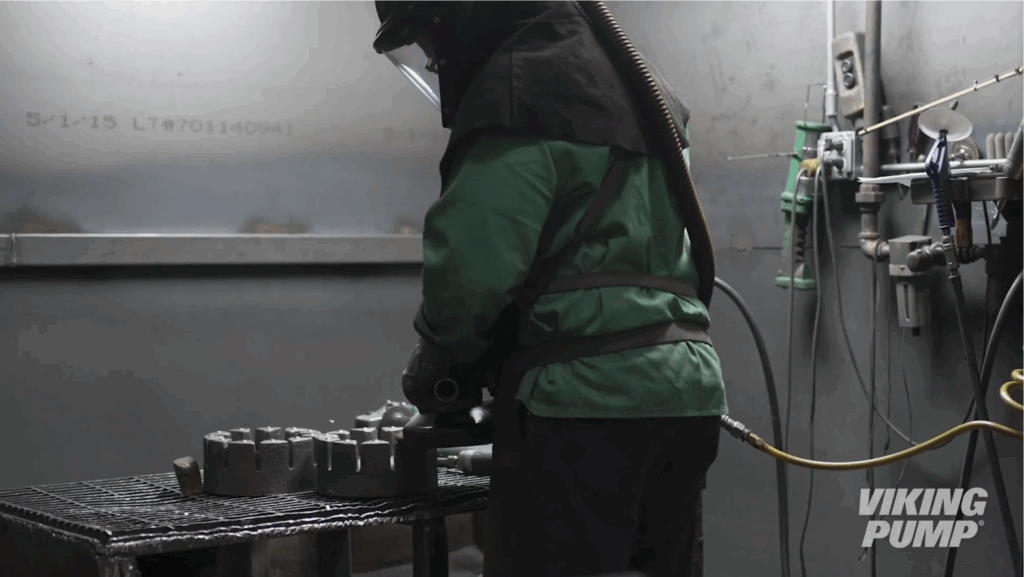Очистка и отделка отливок при производстве насосов VIKING PUMP